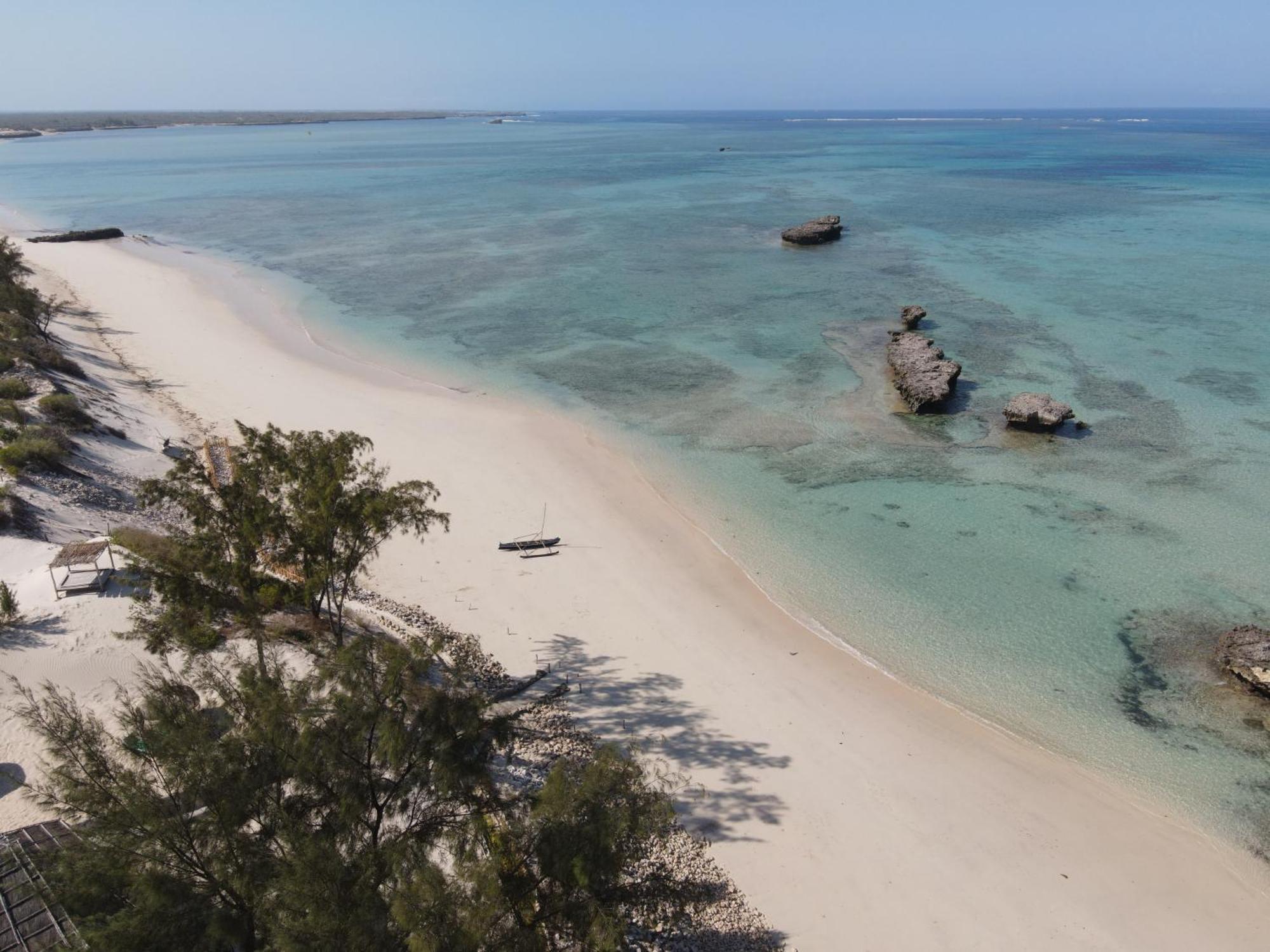 Laguna Blu - Resort Madagascar Andavadoaka Bagian luar foto